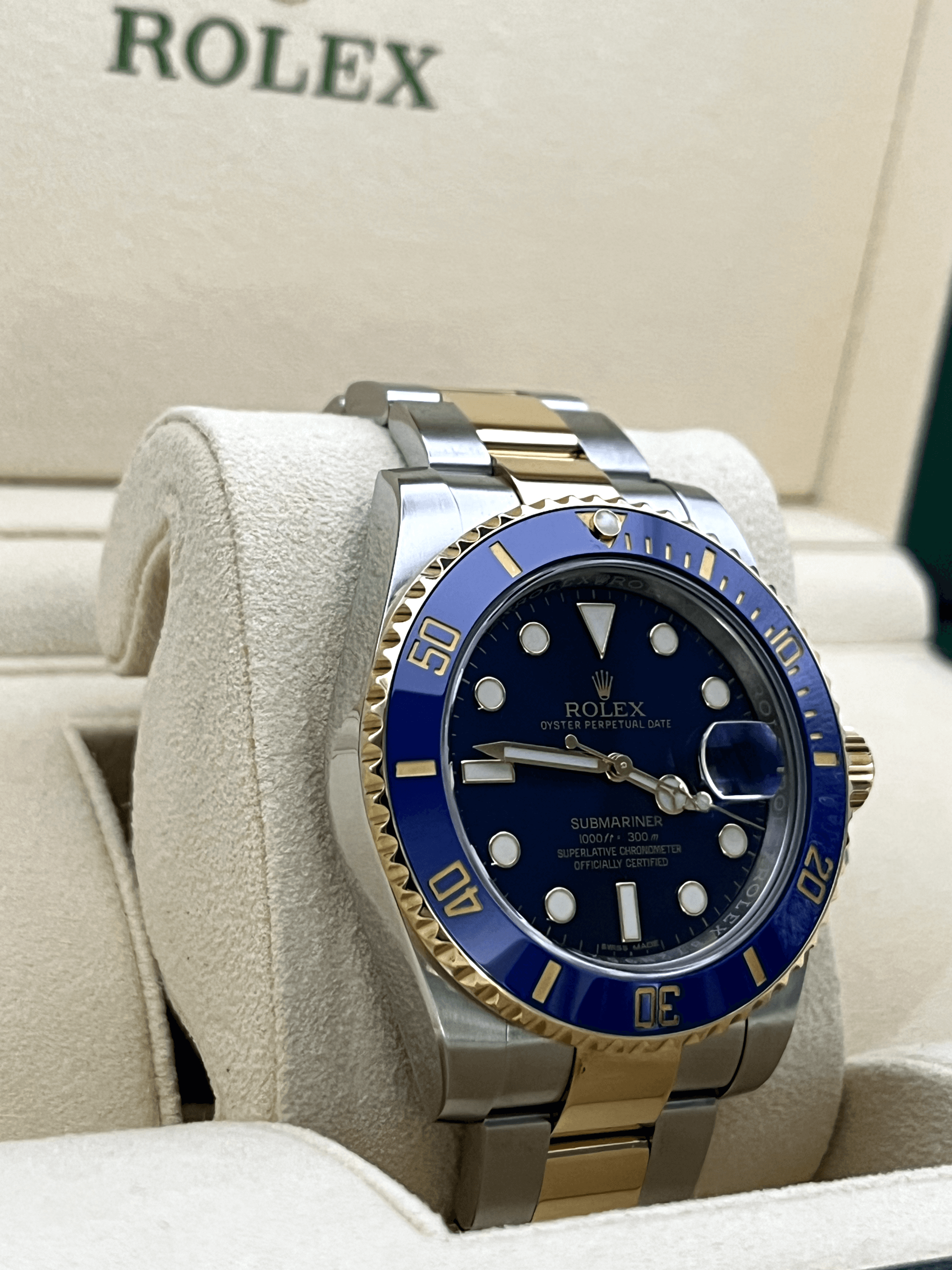 Rolex Submariner view 5