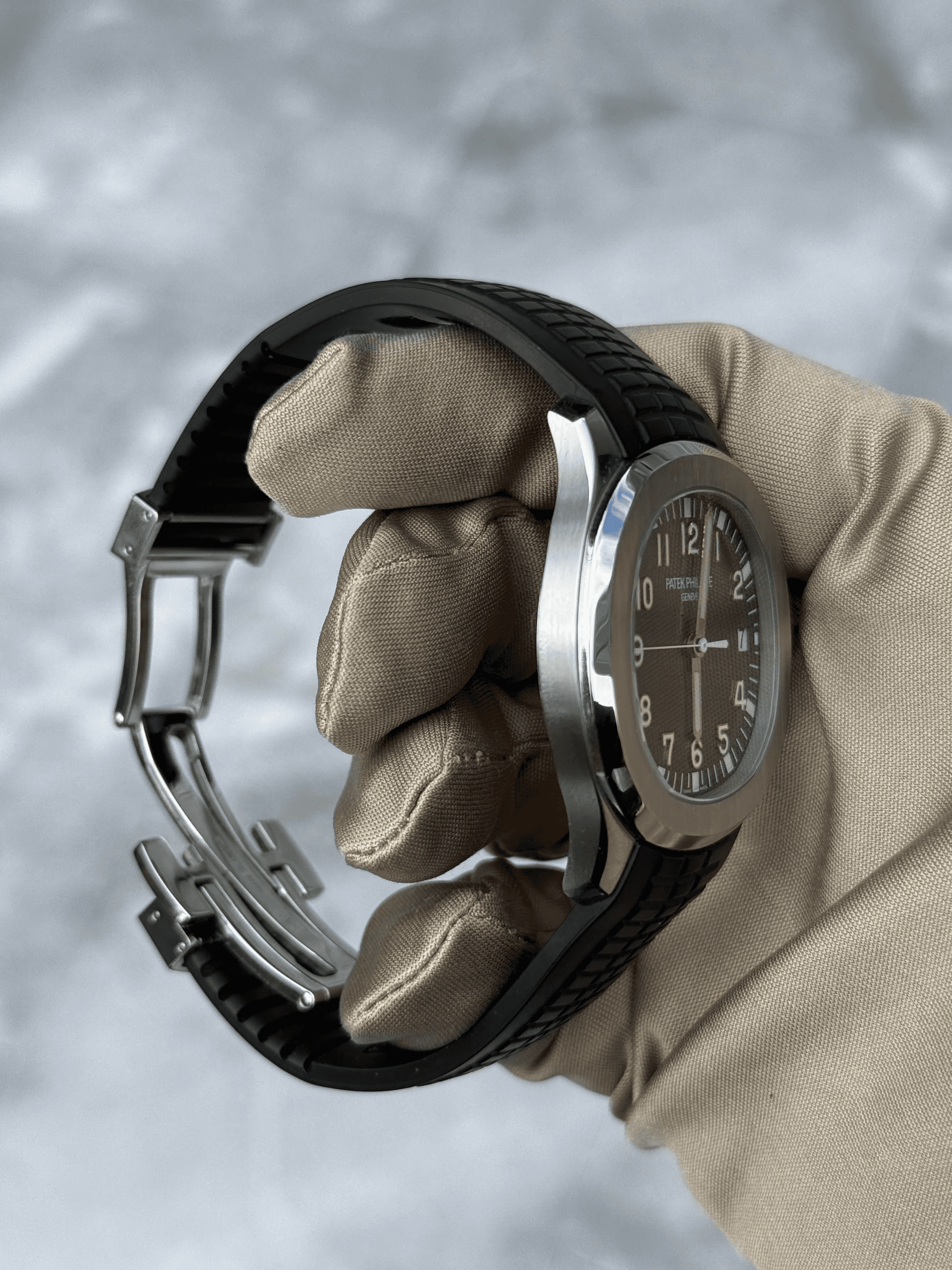 Patek Philippe Aquanaut view 2