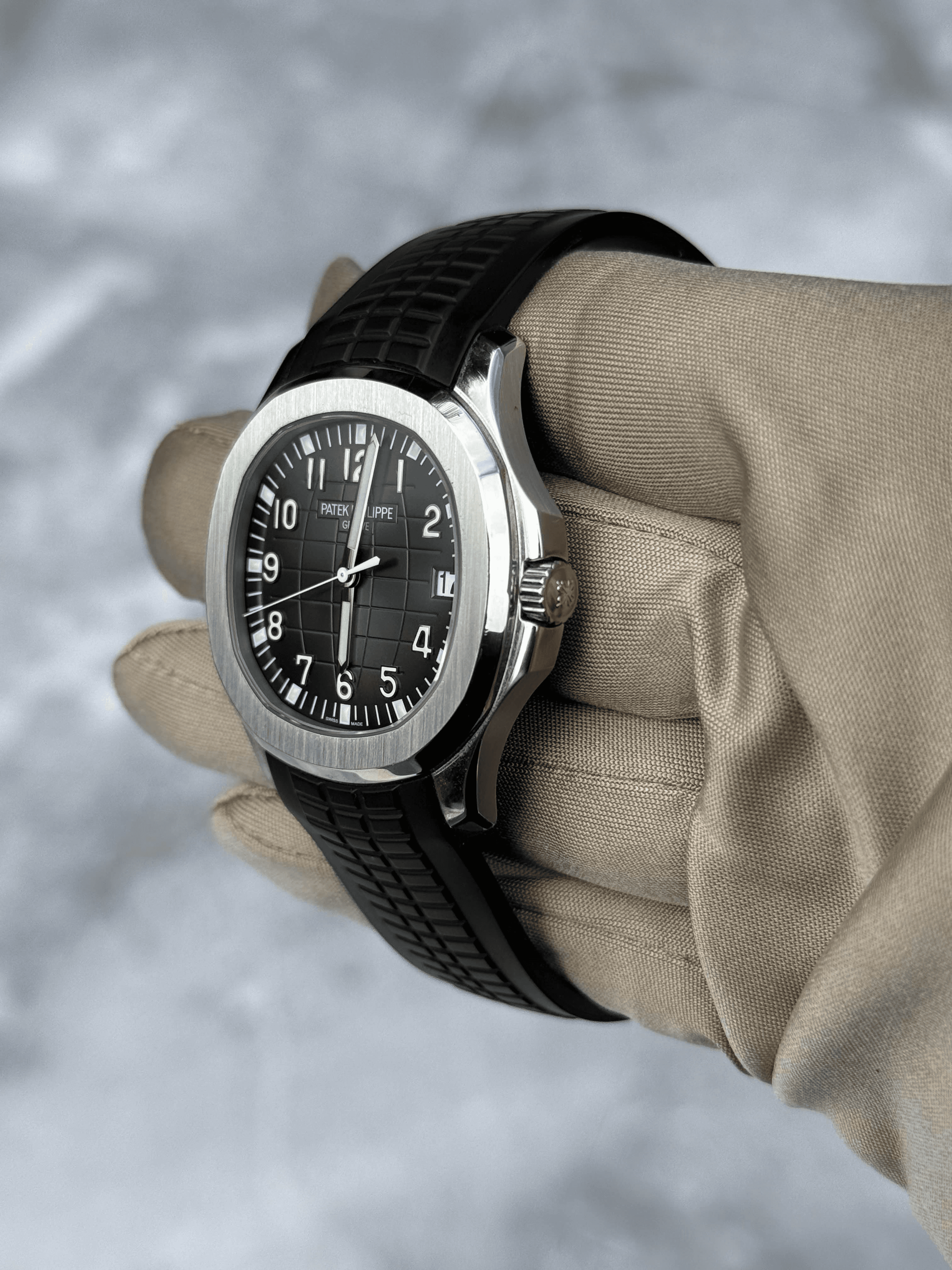 Patek Philippe Aquanaut view 3