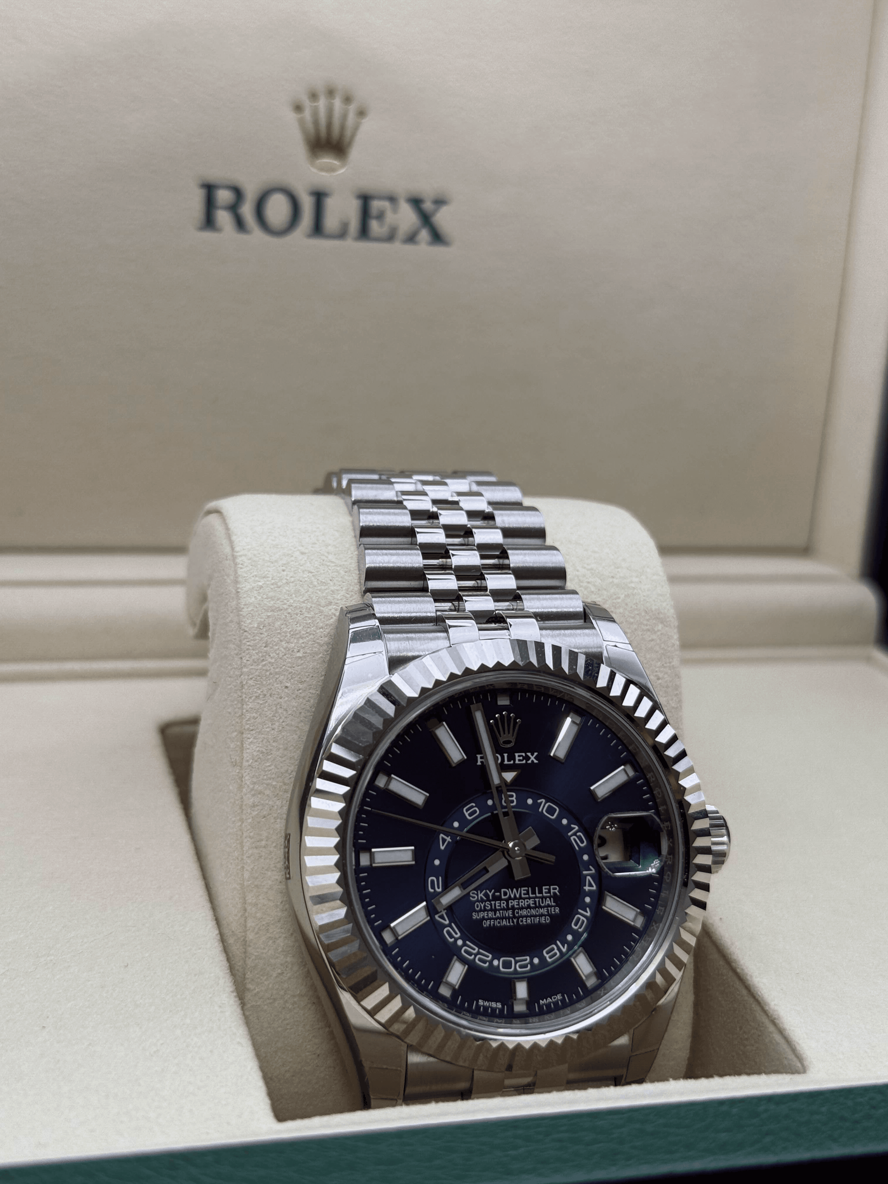 Rolex Sky-Dweller view 2