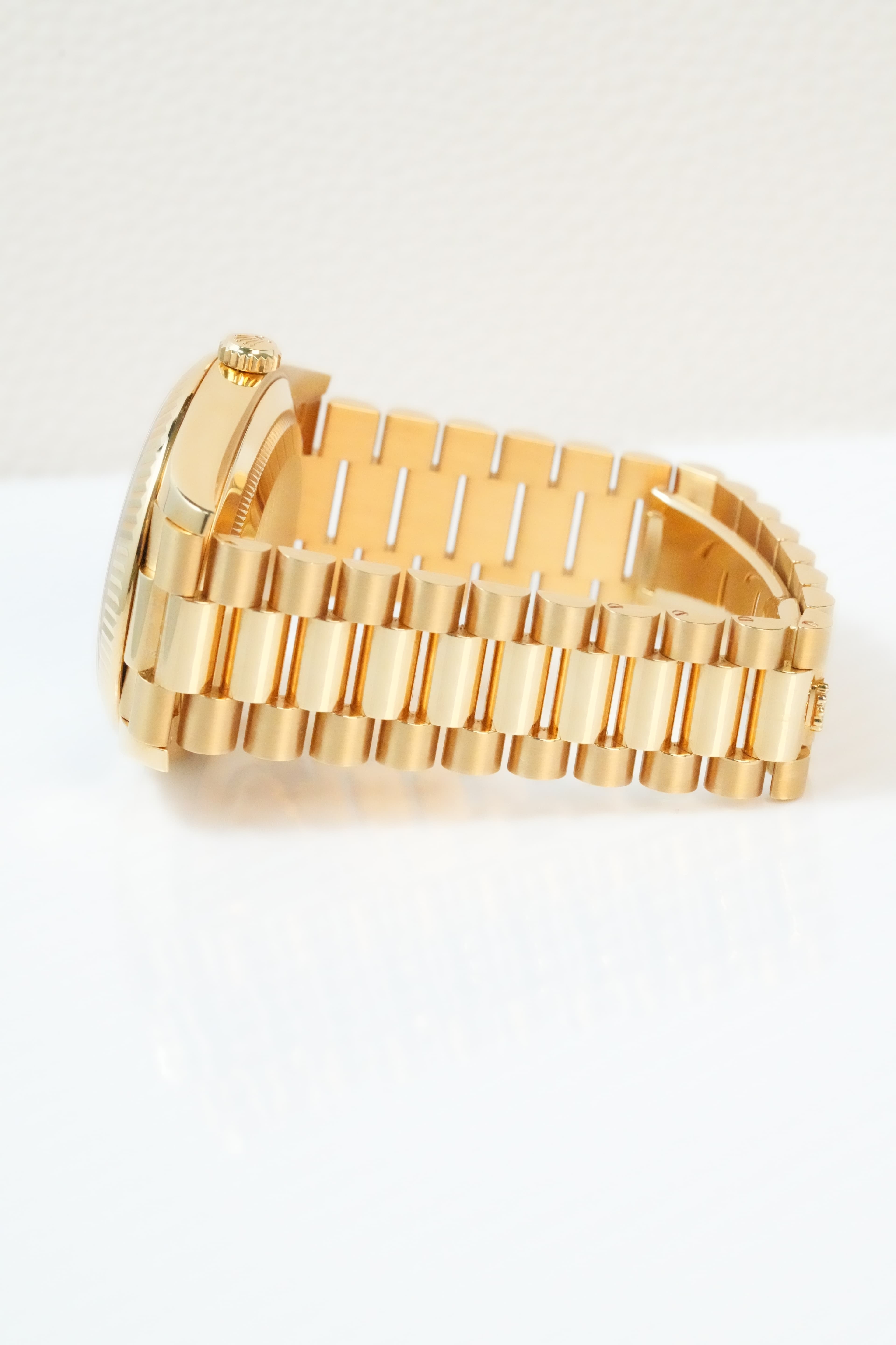 Rolex Day-Date 40 view 5