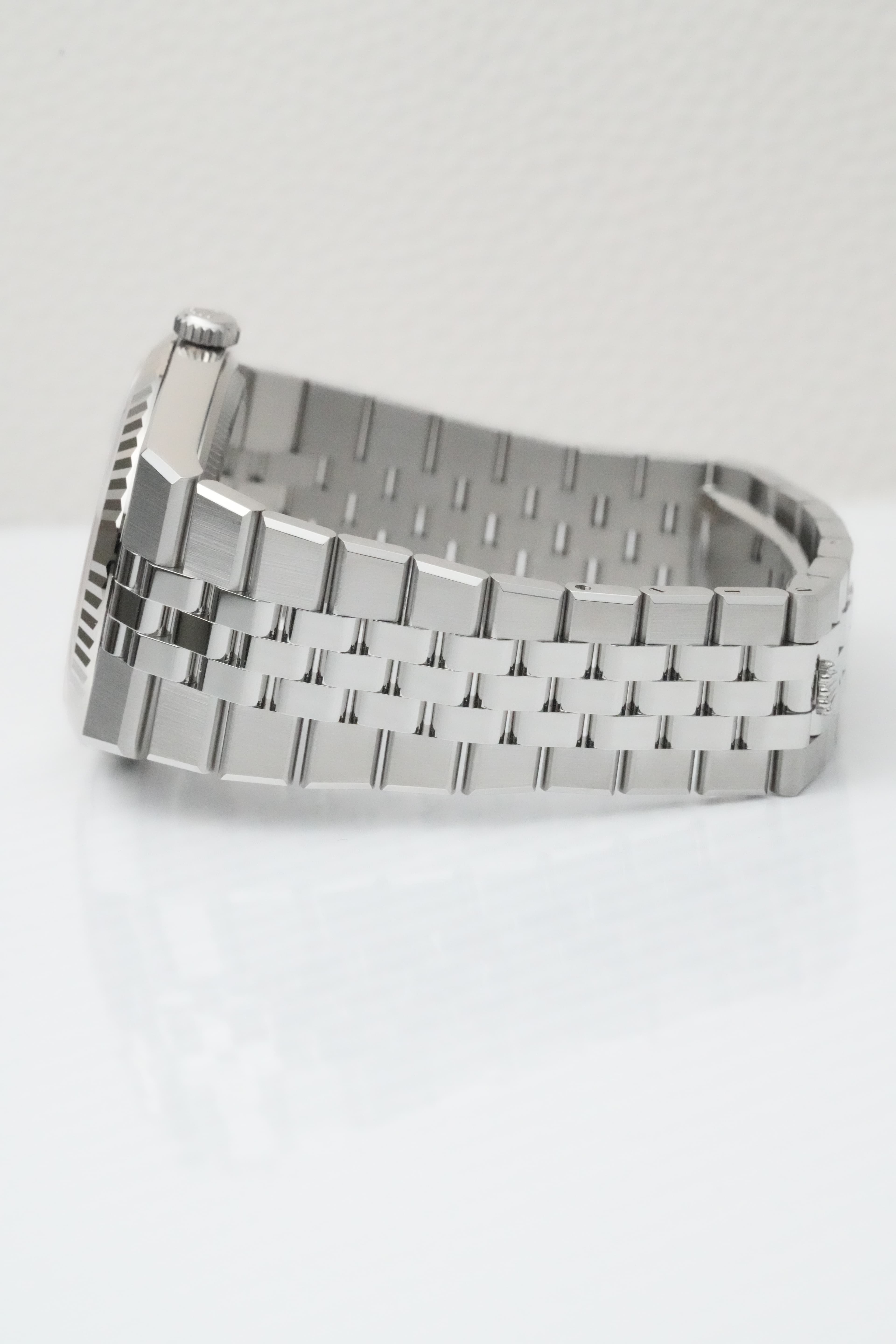 Rolex Land-Dweller view 6