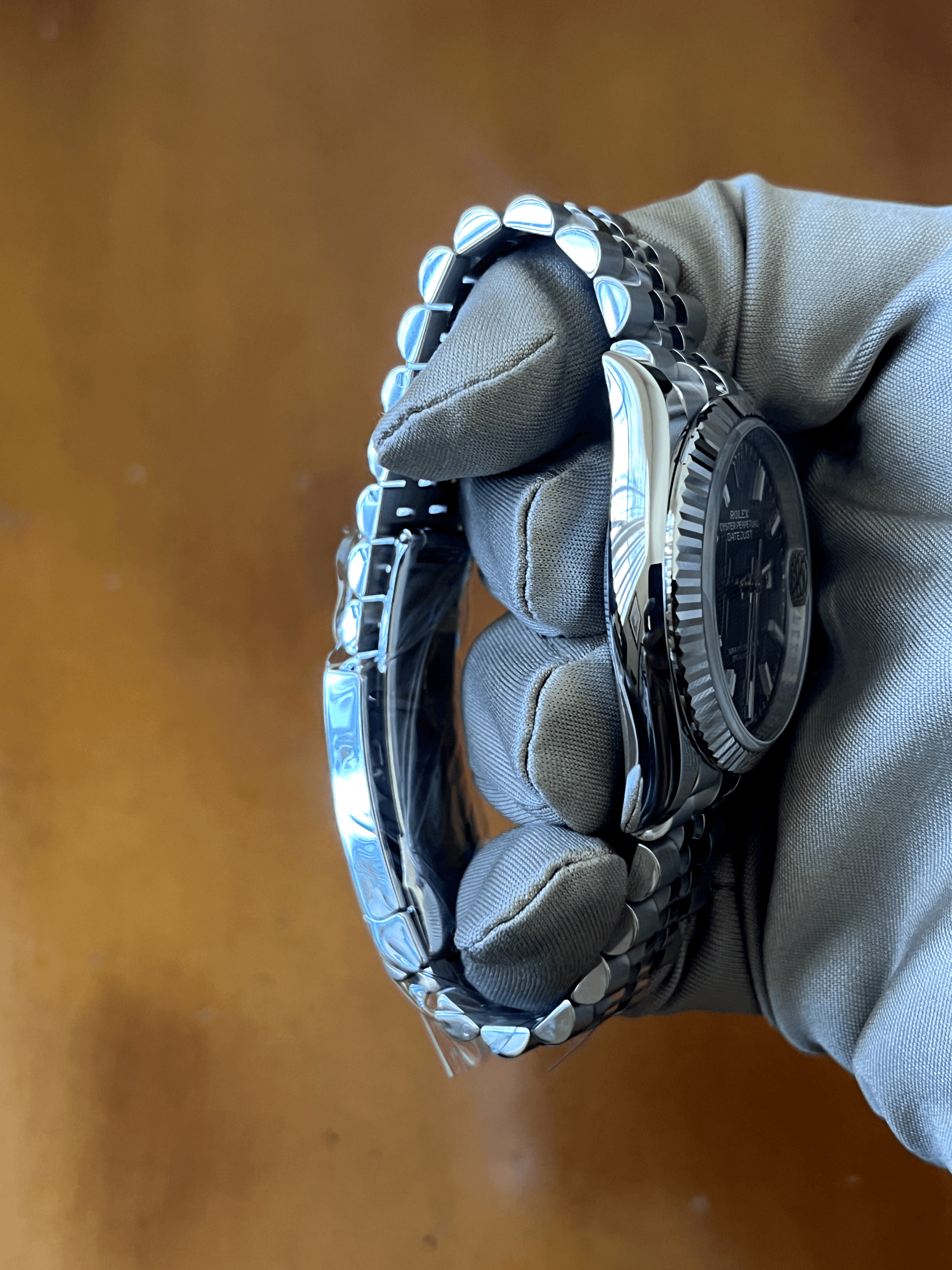 Rolex Datejust 41 view 3