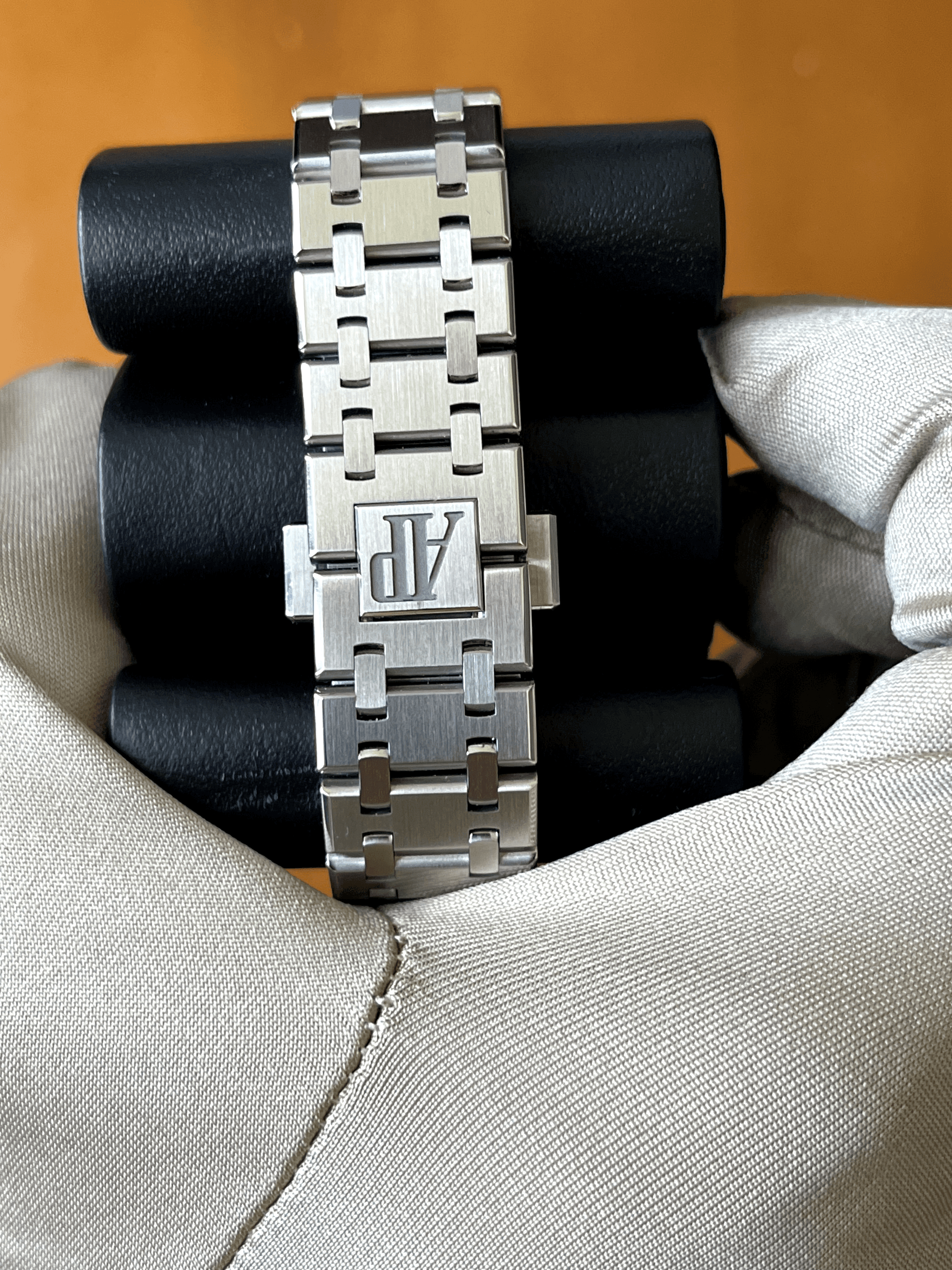 Audemars Piguet Royal Oak view 4